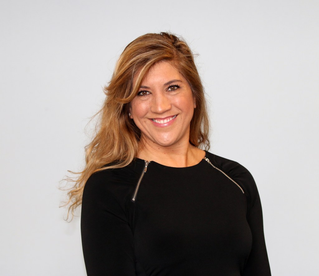 This image has an empty alt attribute; its file name is img_1328.jpg